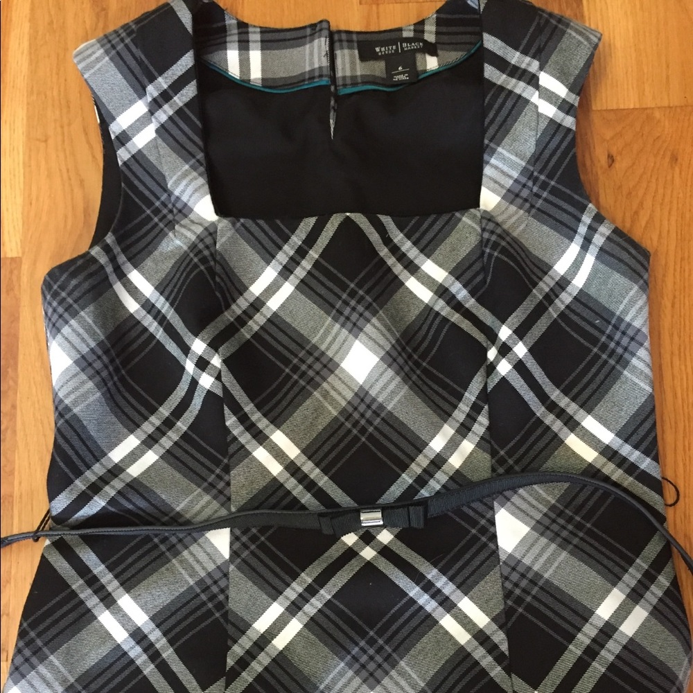 White House Black Market belted top size 6